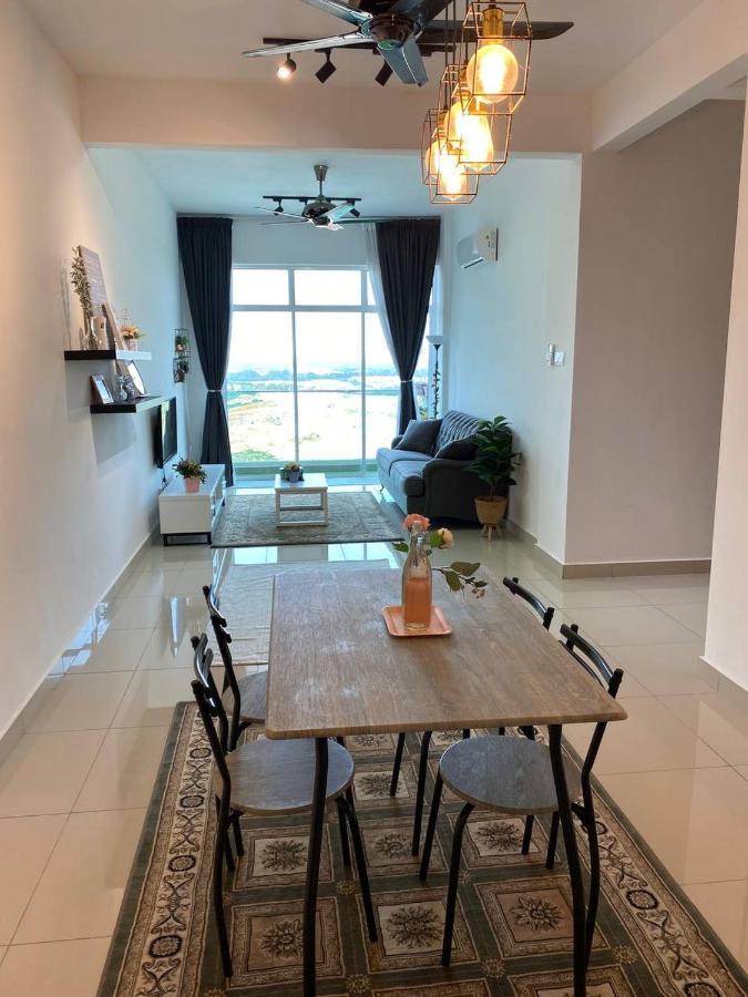 Family Stay, Sepang Klia, Free 2 Parking&Unifi Dış mekan fotoğraf
